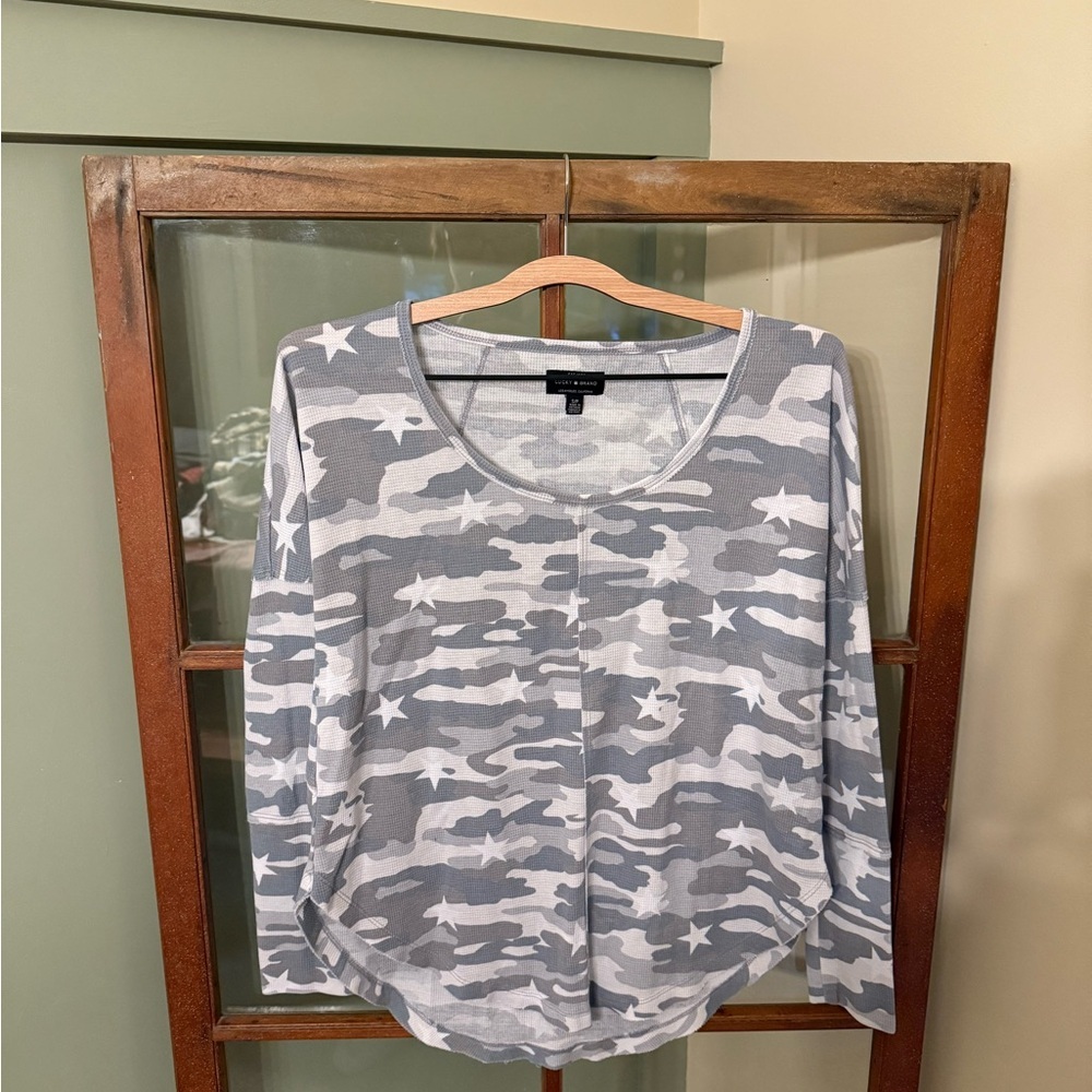 Lucky Brand Gray and White Camo Long Sleeve Tee - Picture 1 of 3
